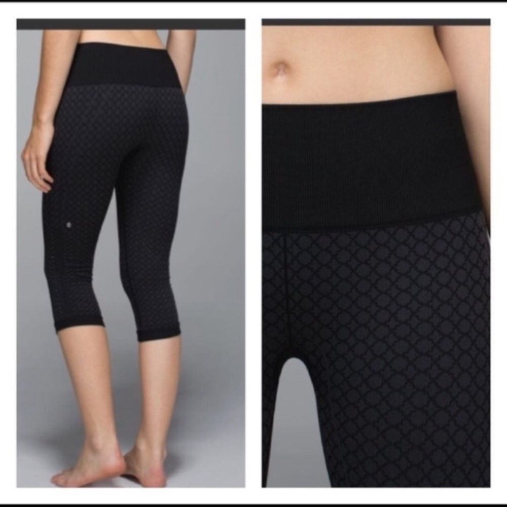 Lululemon In the Flow crops